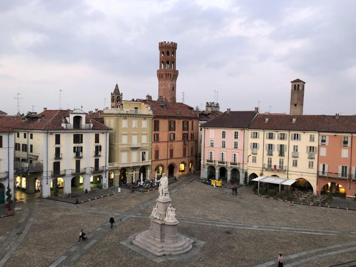 Cozy Place 10 Vercelli Exterior photo