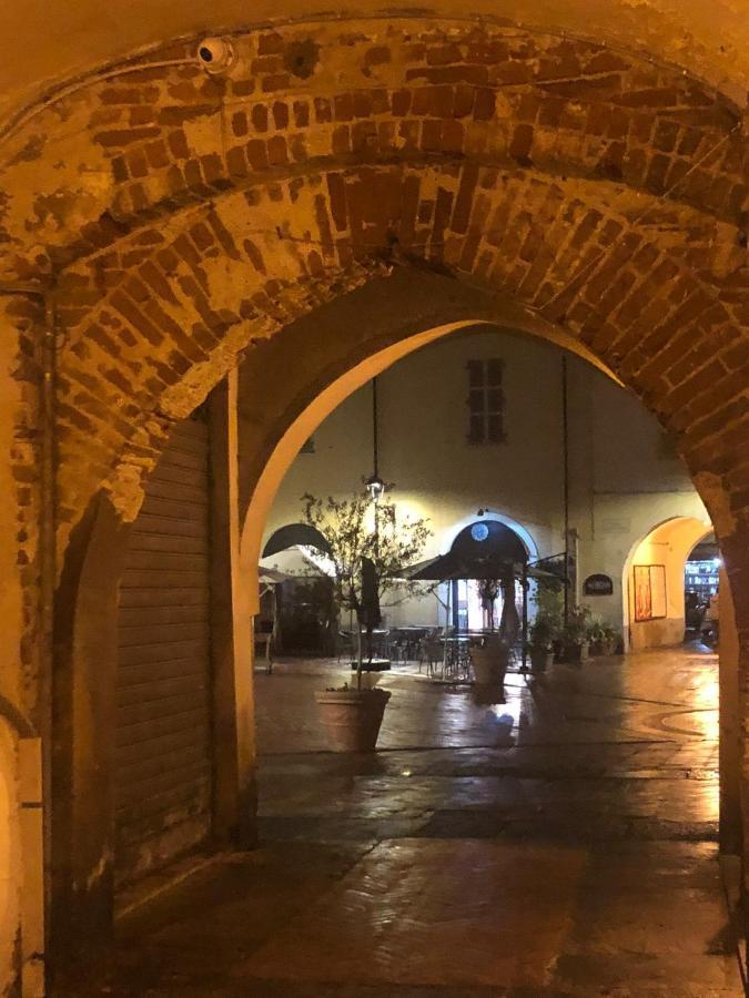 Cozy Place 10 Vercelli Exterior photo
